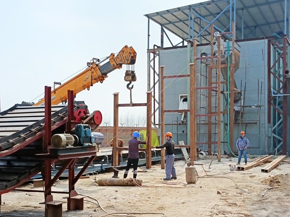 PLUG FLOW multi-feed digester for compatible organic waste streams